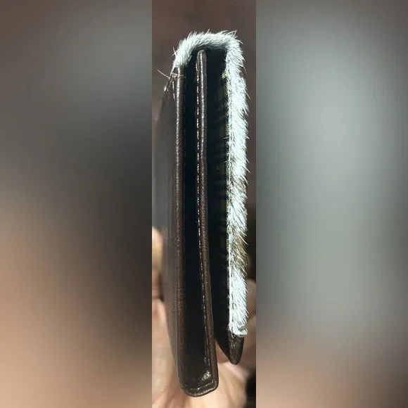 GOYAZES Brown and White Wallet with Elegant Two-Tone Western Design - Picture 6 of 6